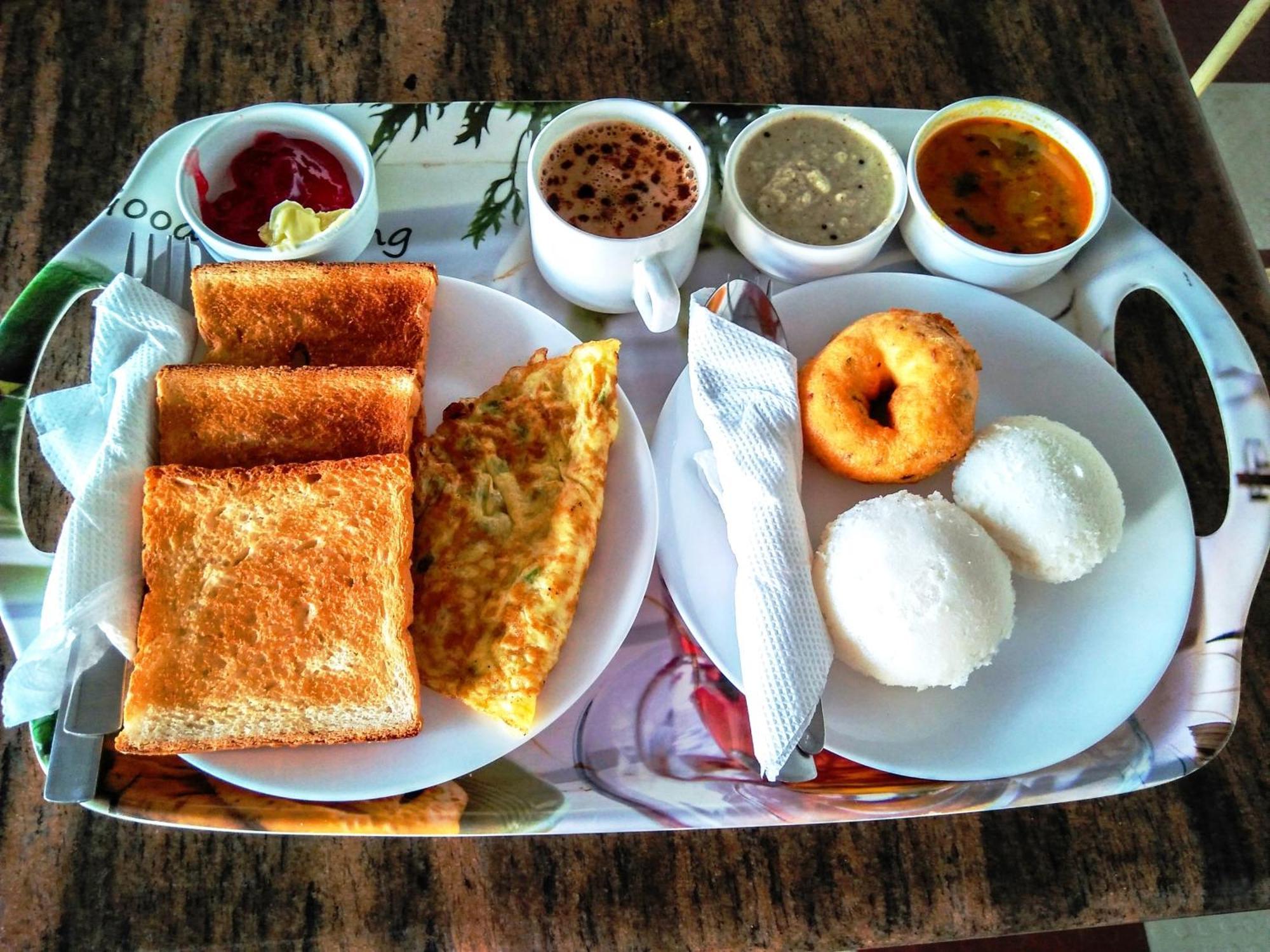 OYO 74642 Hotel Rajmandir Bhatha Buitenkant foto